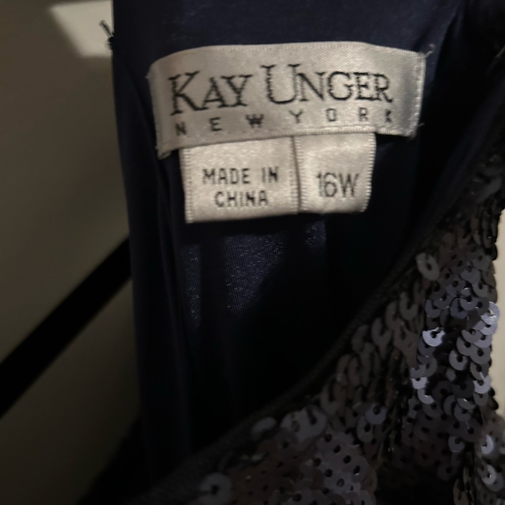 Kay Unger Navy Blue Sequin Formal Gown | Cap Sleeve | Scoop Neck | Sz 16 | A06 - Picture 9 of 12